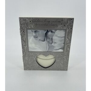 Hallmark Keepsake "HEART OF MOTHERHOOD "4x6 Metal photo frame  & pocket box